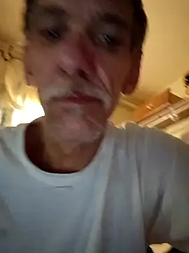 qqwcjb online show from December 2025 06:23:01 AM