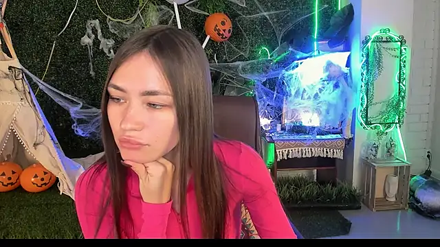 lollyrais online show from October 2025 01:07:02 PM