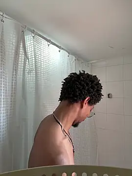 Snapshot of Albert_Madrid chatting on July 2026 05:12:02 PM Albert Madrid online show from July 2026 05:12:02 PM