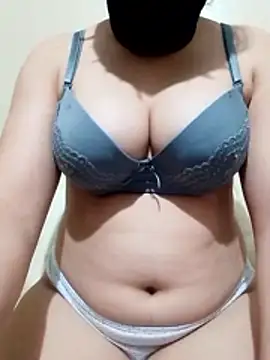 Snapshot of Majoudabar chatting on February 2026 09:04:01 PM Majoudabar online show from February 2026 09:04:01 PM