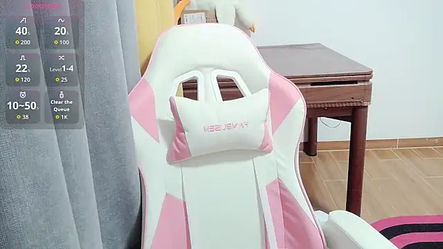 Snapshot of xiaoxiao--baby chatting on November 2025 10:23:01 PM xiaoxiao--baby online show from November 2025 10:23:01 PM