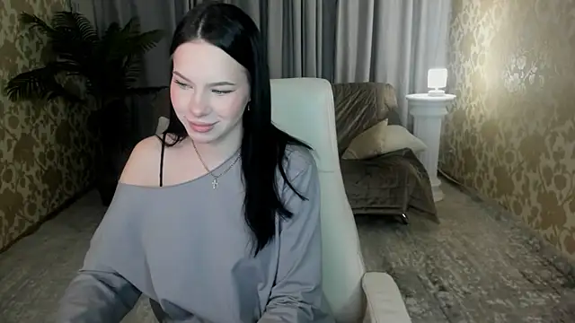 FloraCherry online show from November 2025 11:43:01 AM