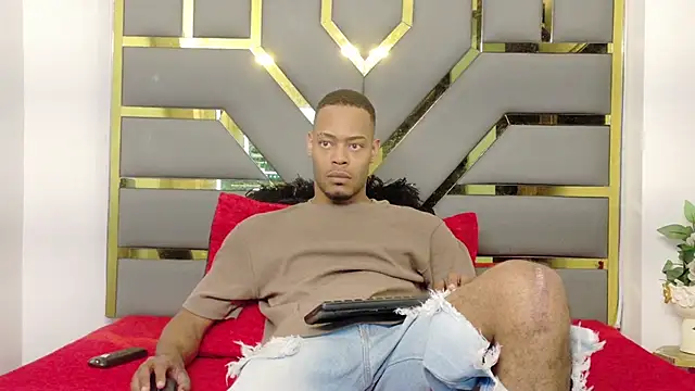 Neytanmalcon online show from December 2025 08:03:02 PM