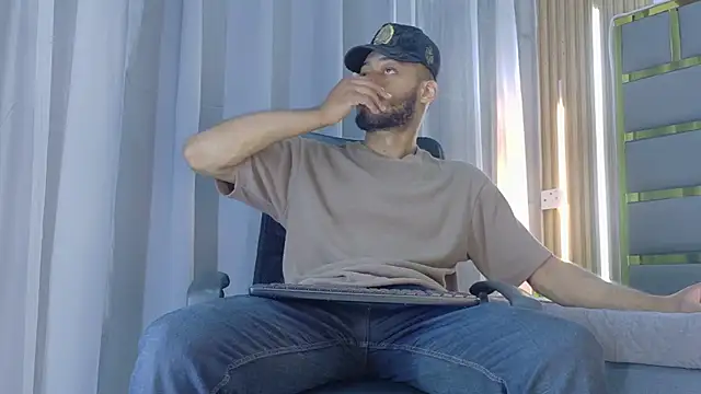 Neytanmalcon online show from February 2026 06:30:01 PM