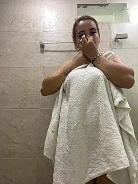 sofia montclair online show from April 2026 04:27:02 PM