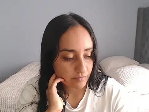 cute8smile online show from January 2026 04:11:01 PM