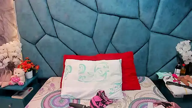 JulietaDiamond online show from August 2026 04:23:02 AM