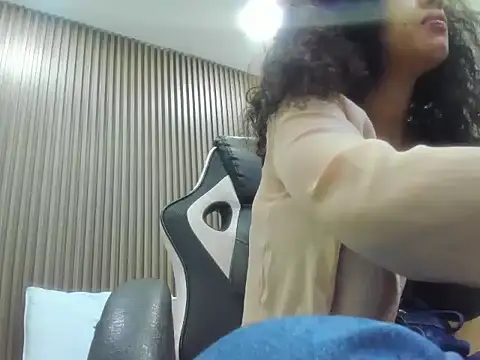 agata18  online show from March 2026 07:17:01 PM