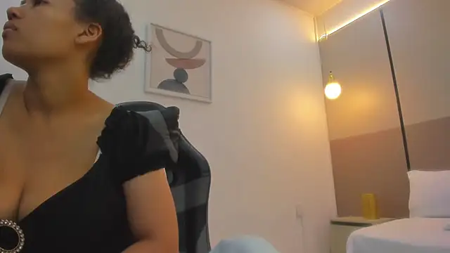 agata18  online show from July 2026 07:27:02 PM