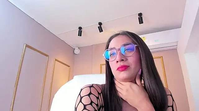 NahimiThompson online show from January 2026 07:30:01 PM
