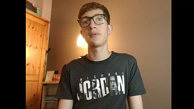 Erick Taylor3 online show from December 2025 07:53:02 PM