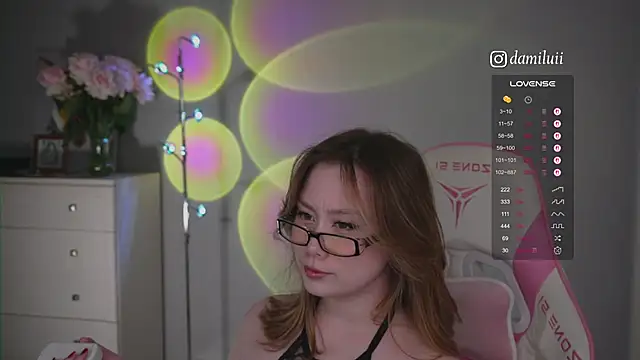 damilui online show from November 2025 04:18:01 PM