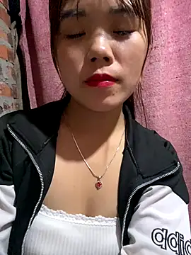 nachi-baby online show from October 2025 06:30:02 PM