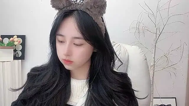 Love-hanzaizai718 online show from November 2025 01:21:02 PM