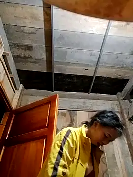 TRIEUTRIEU20 online show from November 2025 09:37:01 PM