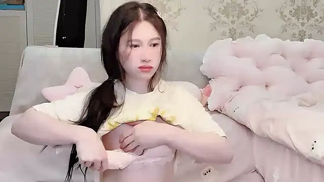 Snapshot of anna-888- chatting on April 2026 03:31:02 PM anna-888- online show from April 2026 03:31:02 PM