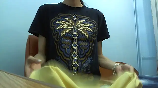 andreea713 online show from January 2026 05:07:01 PM