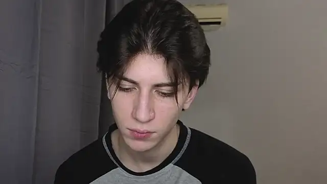 Oliver star boy  online show from November 2025 07:25:02 PM