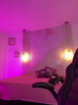 amber white15 online show from February 2026 11:39:02 PM