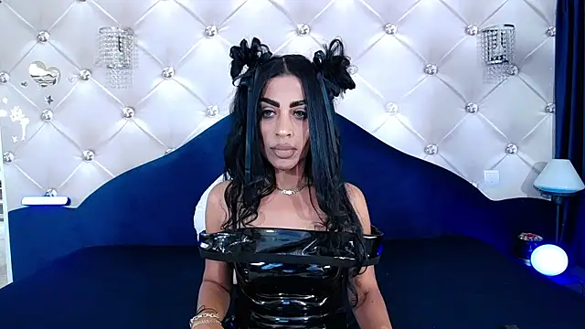 NoirKaylah online show from April 2026 07:53:01 PM