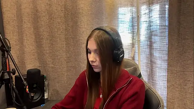 Softixq online show from October 2025 01:17:01 PM