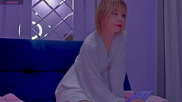 Snapshot of Milena_brilliant chatting on October 2025 10:11:02 AM Milena brilliant online show from October 2025 10:11:02 AM