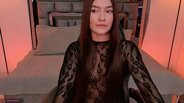 Bella Clark2 online show from May 2026 12:05:01 AM