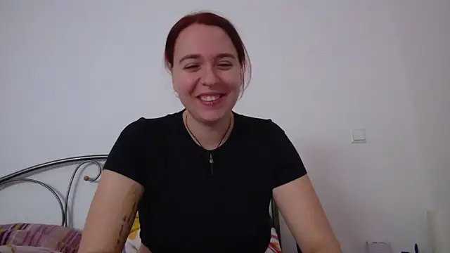 Latexaddictx  online show from November 2025 01:22:01 PM