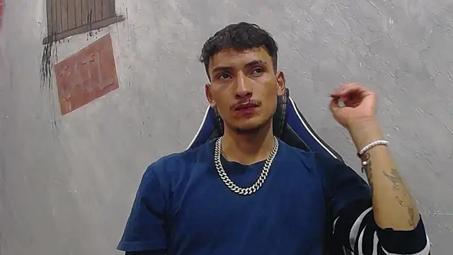 SavageLover  online show from December 2025 03:24:01 AM