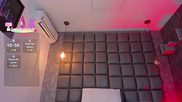 dannavelvet online show from February 2026 12:42:01 PM