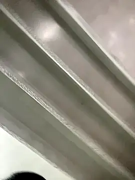 Kloe Novoa online show from December 2025 01:09:02 PM