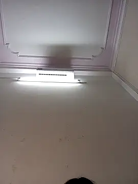 ezabel- online show from November 2025 01:33:02 PM