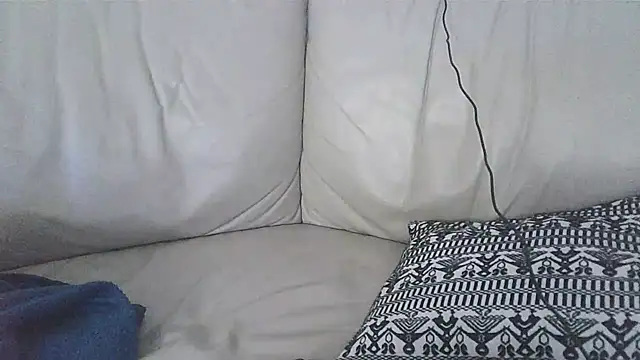 Evasionee online show from November 2025 07:35:01 PM