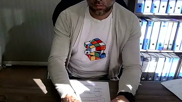 Evasionee online show from February 2026 08:46:01 AM