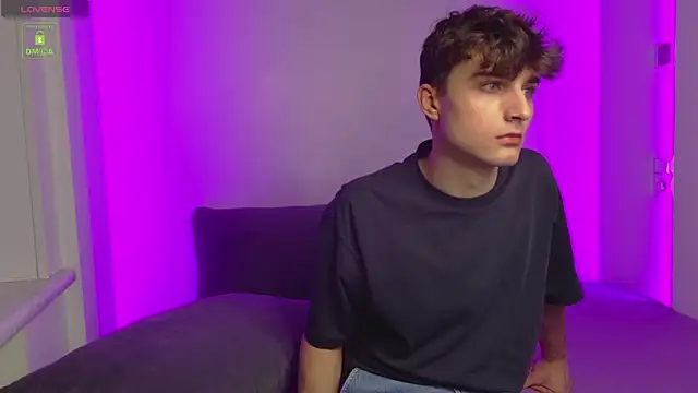 Richard steele hot online show from February 2026 03:20:01 PM