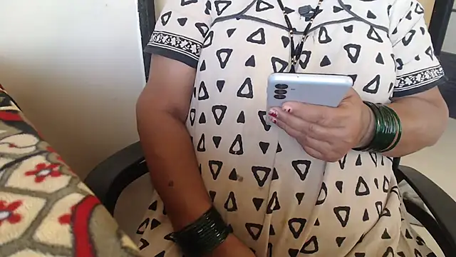 Snapshot of TABOOBREAKERS chatting on March 2025 12:22:01 PM TABOOBREAKERS online show from March 2025 12:22:01 PM