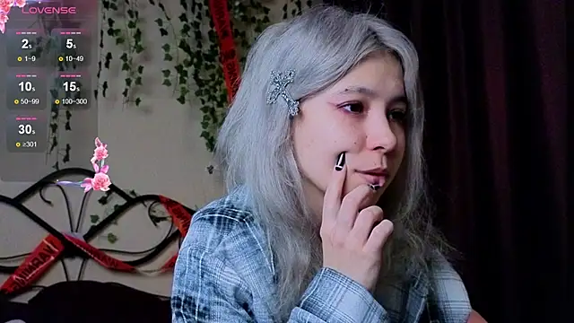 Snapshot of Alika_Kiss chatting on October 2025 04:46:01 AM Alika Kiss online show from October 2025 04:46:01 AM