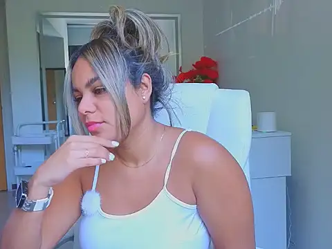 diosadeluniverso online show from April 2026 02:33:01 PM