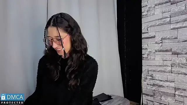 eva delight  online show from April 2026 12:08:02 PM