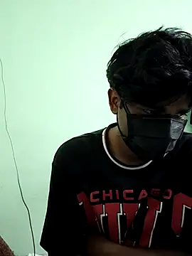 kriZ08 online show from February 2026 04:28:02 AM