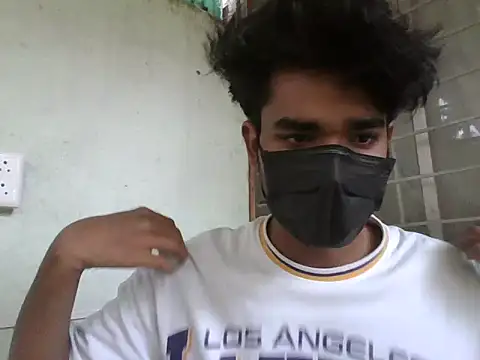 kriZ08 online show from March 2026 04:23:01 AM