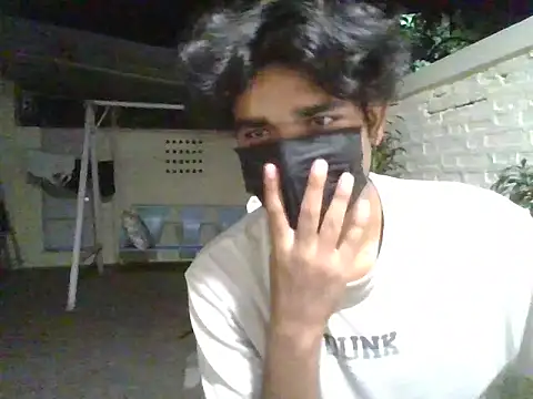 Snapshot of kriZ08 chatting on May 2026 07:21:02 PM kriZ08 online show from May 2026 07:21:02 PM