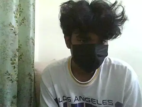 Snapshot of kriZ08 chatting on May 2026 10:11:01 AM kriZ08 online show from May 2026 10:11:01 AM