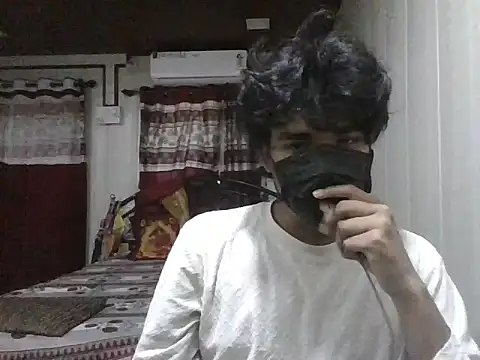 Snapshot of kriZ08 chatting on July 2026 11:08:02 AM kriZ08 online show from July 2026 11:08:02 AM