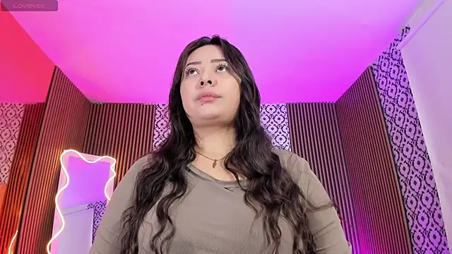 damii tay1 online show from April 2026 03:31:02 AM