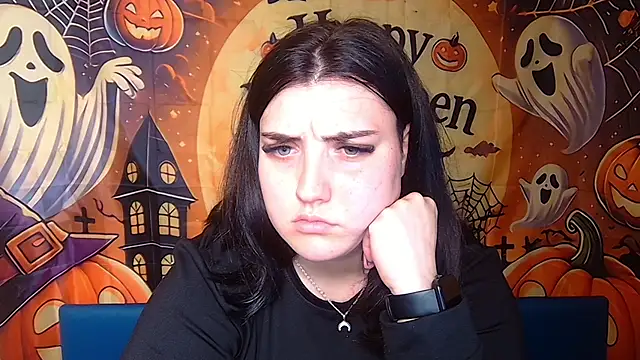 ScarletCargo online show from November 2025 12:07:02 PM