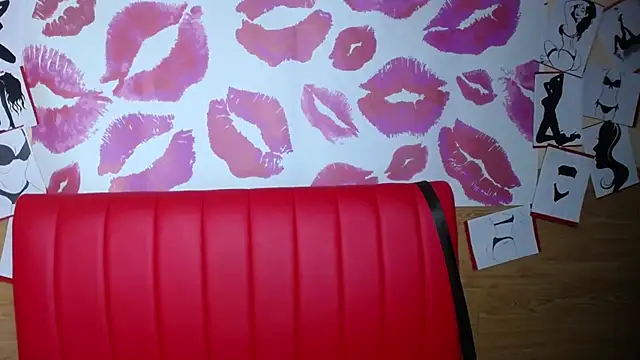 ScarletCargo online show from November 2025 06:13:01 AM