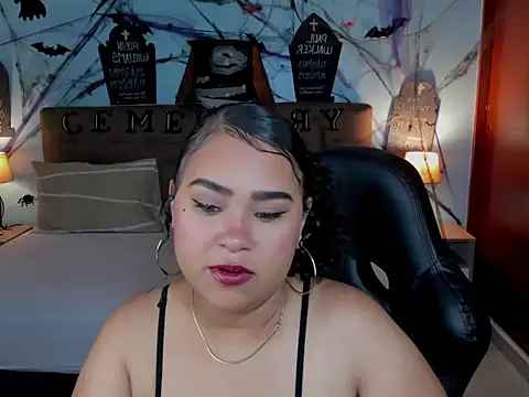 Snapshot of Prettyy_zoe chatting on October 2025 11:58:02 AM Prettyy zoe online show from October 2025 11:58:02 AM