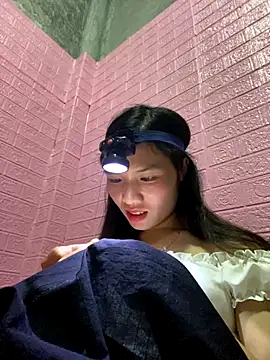 Yunzang online show from December 2025 01:36:01 AM