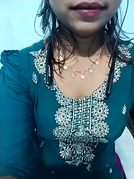 cute mahi07 online show from November 2025 11:04:02 PM